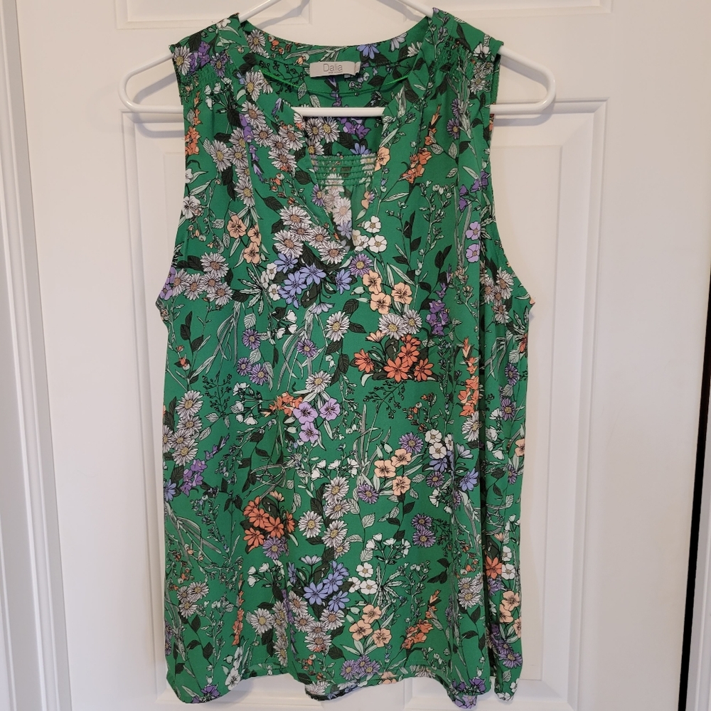 Floral tank blouse
